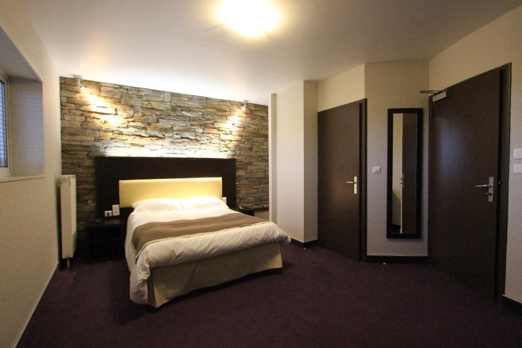 Les Portes D'Apcher Saint-Chély-dʼApcher Kamer foto